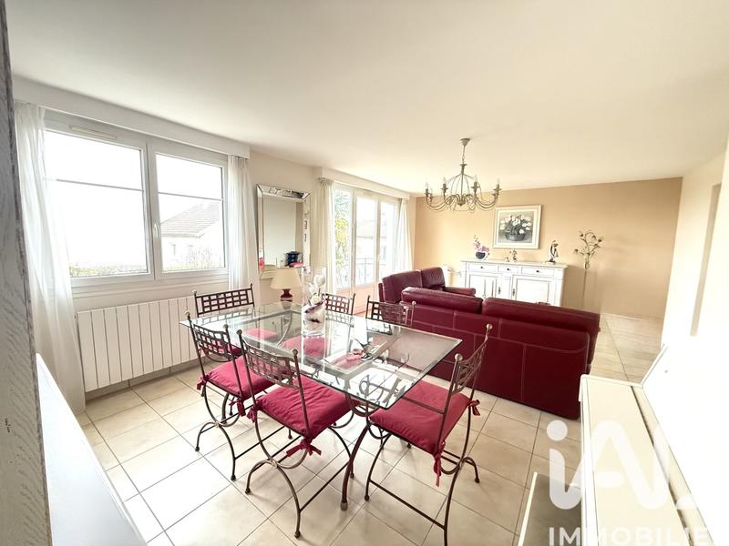 Maison - 205 m² - 6 pièces
