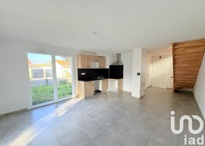 Maison - 64 m² - 3 pièces