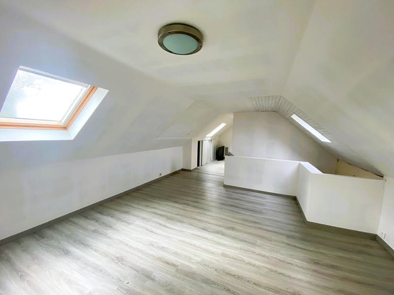 Maison - 105 m² - 5 pièces