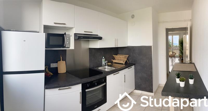 Chambre - 9 m² - 1 pièce