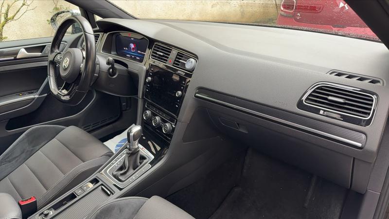 Volkswagen Golf 2.0 TFSi 300 4Motion Dsg7 R