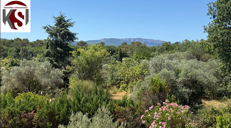 Maison - 210 m² - 5 pièces