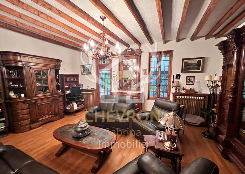 Maison - 147 m² - 7 pièces