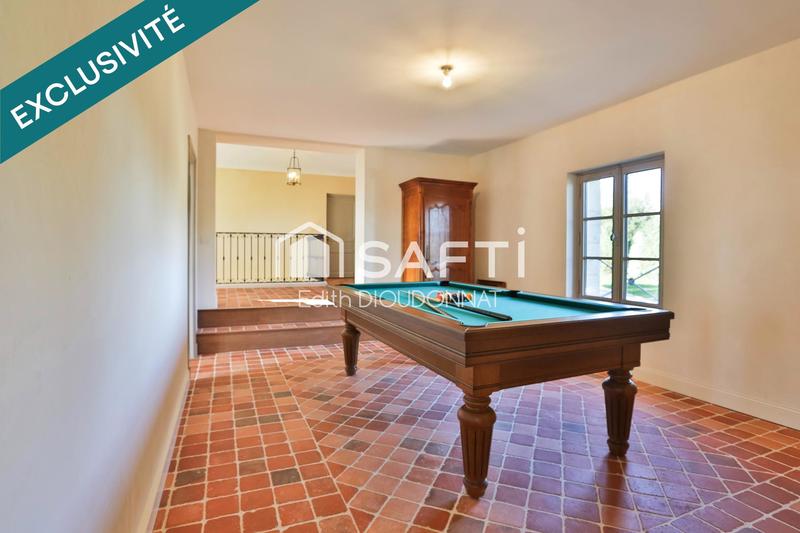 Maison de maîtres - 400 m² - 11 pièces