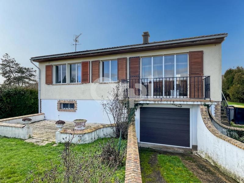 Maison - 94 m² - 4 pièces