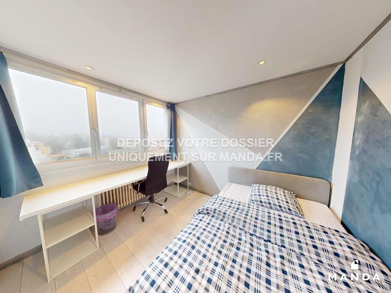 Chambre - 10 m² - 5 pièces