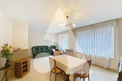 Maison - 95 m² - 4 pièces