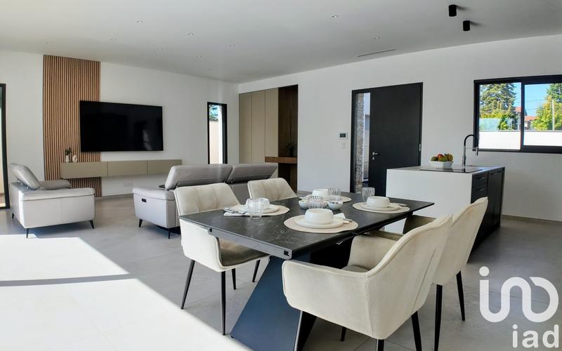 Maison - 169 m² - 6 pièces