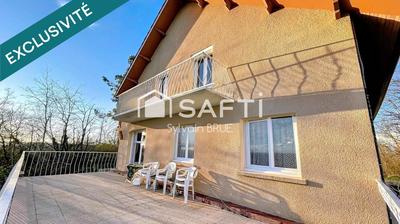 Maison - 157 m² - 8 pièces