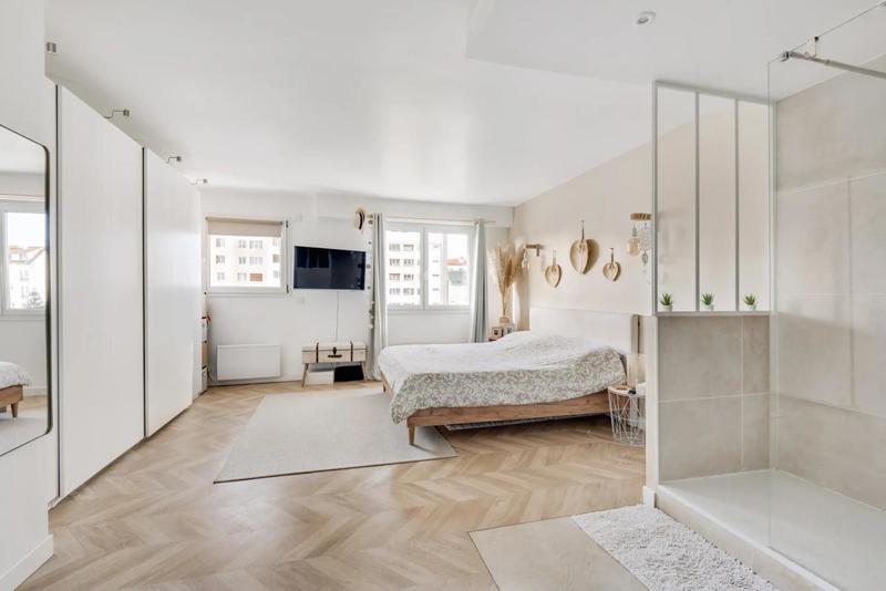 Appartement - 115 m² - 4 pièces