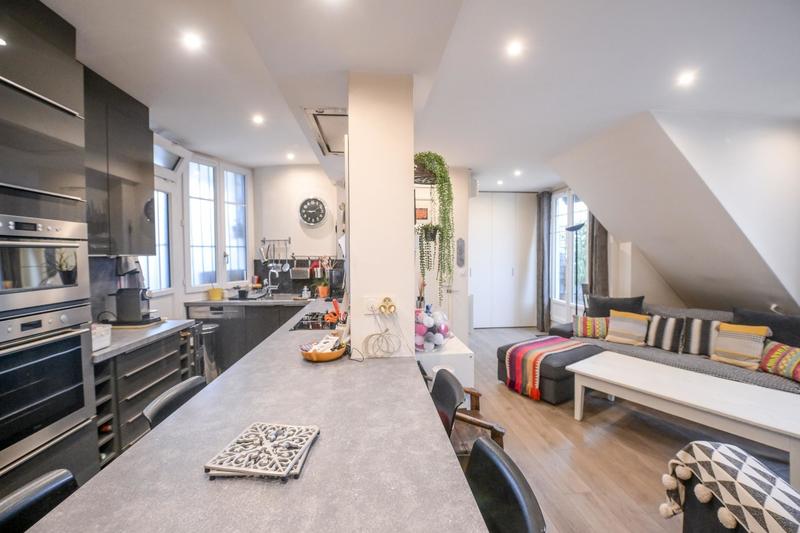 Appartement - 90 m² - 4 pièces