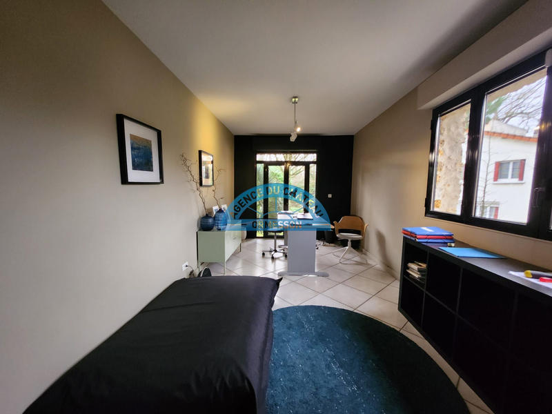 Maison - 254 m² - 10 pièces