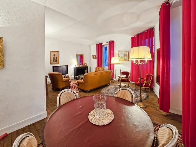 Maison - 172 m² - 8 pièces