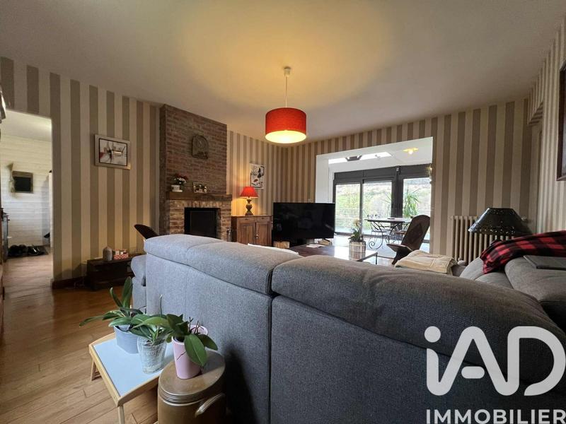 Maison - 198 m² - 8 pièces