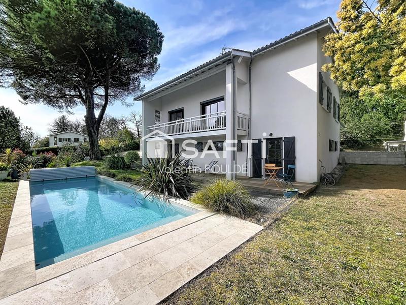 Maison - 182 m² - 7 pièces