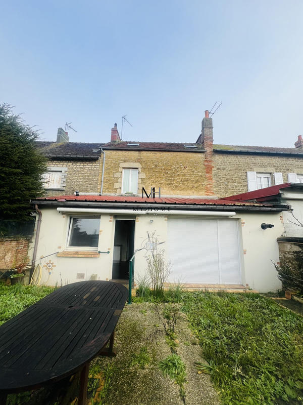 Maison ancienne - 90 m² - 2 pièces