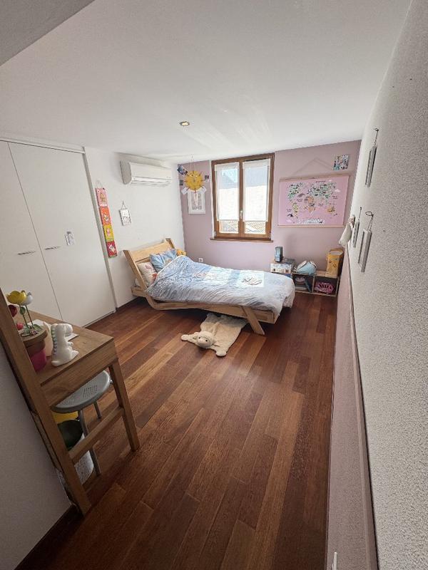 Maison - 144 m² - 6 pièces