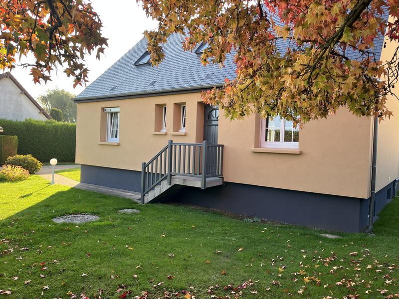 Maison traditionnelle - 107 m² - 4 pièces