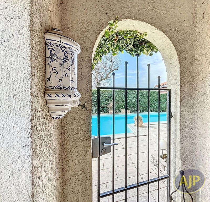 Maison - 145 m² - 6 pièces