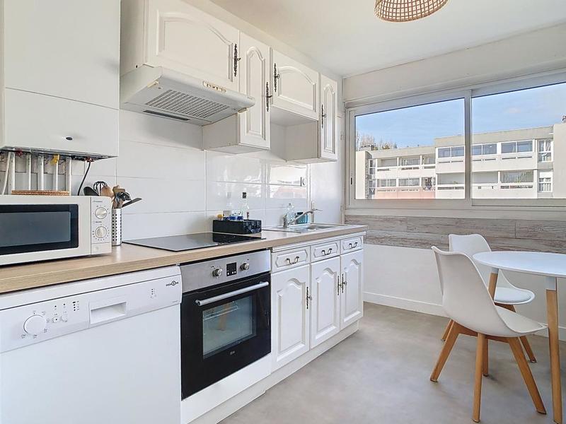 Appartement - 100 m² - 5 pièces