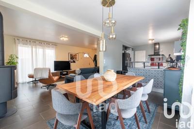 Maison - 110 m² - 6 pièces