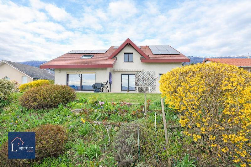 Maison - 200 m² - 7 pièces