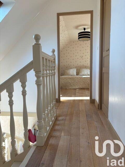 Maison - 178 m² - 7 pièces