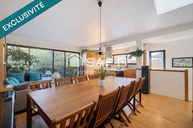 Maison - 139 m² - 6 pièces