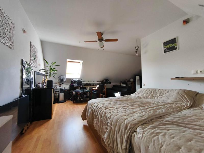 Pavillon - 98 m² - 4 pièces