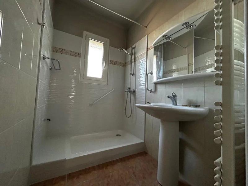 Appartement - 84 m² - 3 pièces