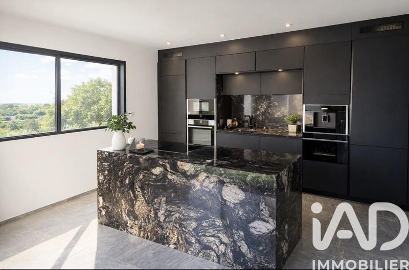 Maison - 150 m² - 5 pièces