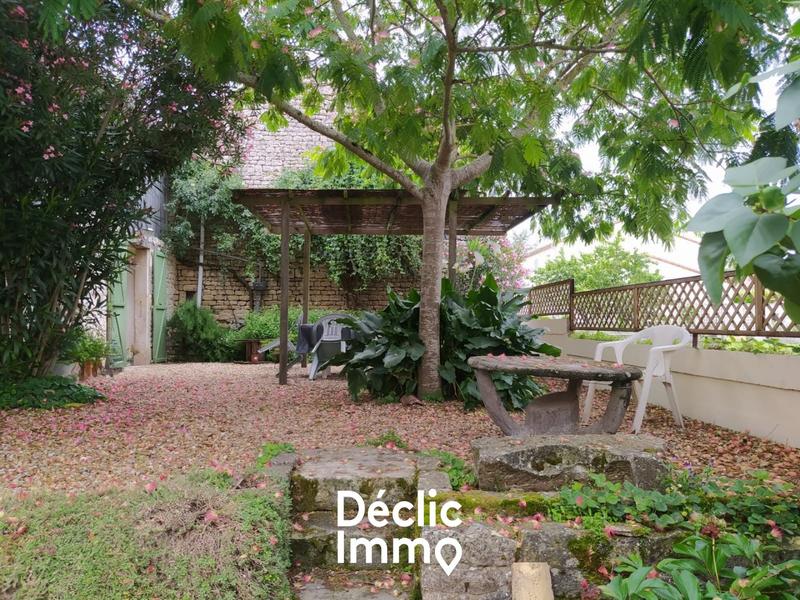 Maison en pierre - 171 m² - 8 pièces