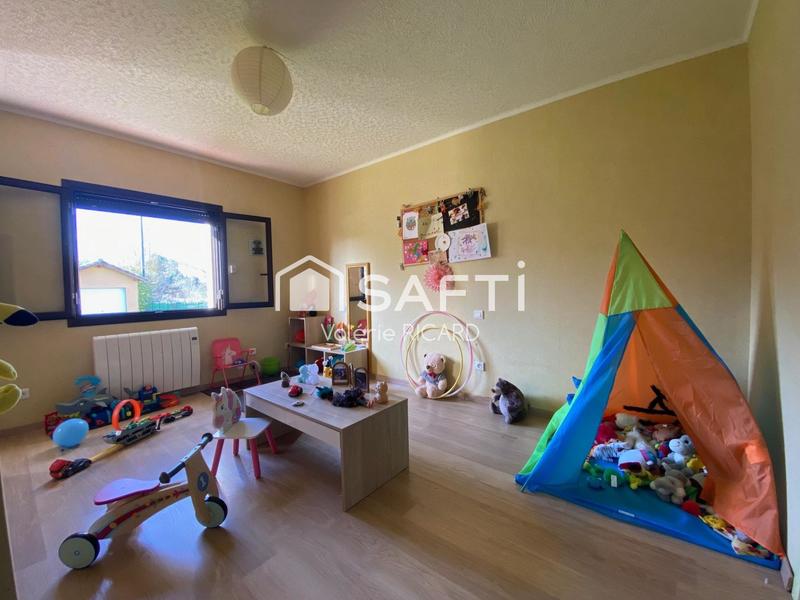 Maison - 194 m² - 5 pièces