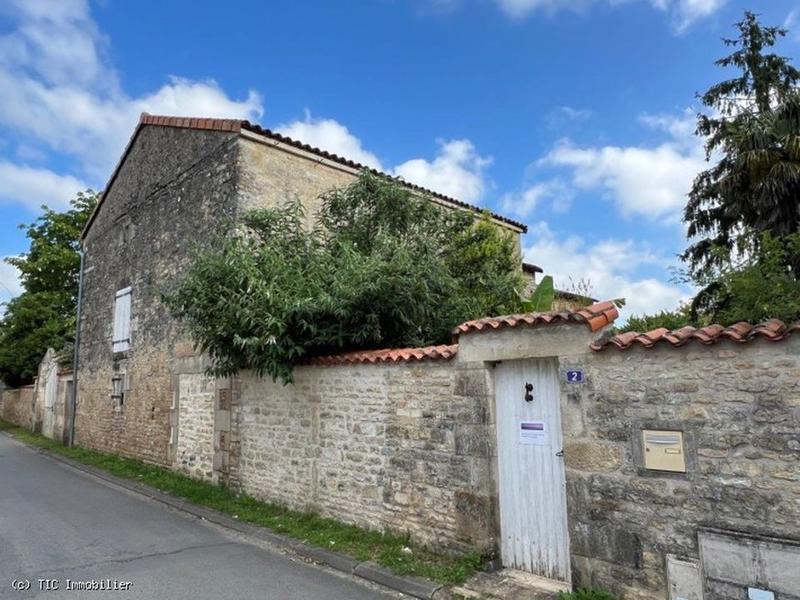 Maison de village - 214 m² - 7 pièces