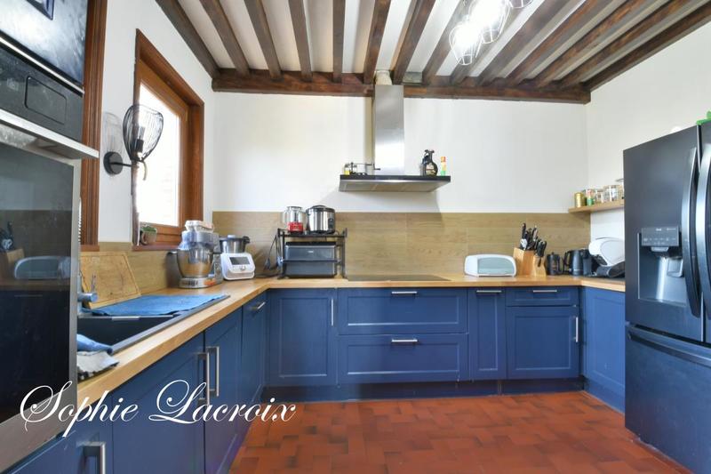 Demeure - 258 m² - 8 pièces