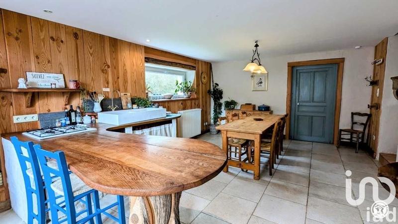 Maison - 110 m² - 5 pièces