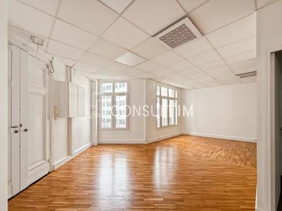 Bureau - 163 m²