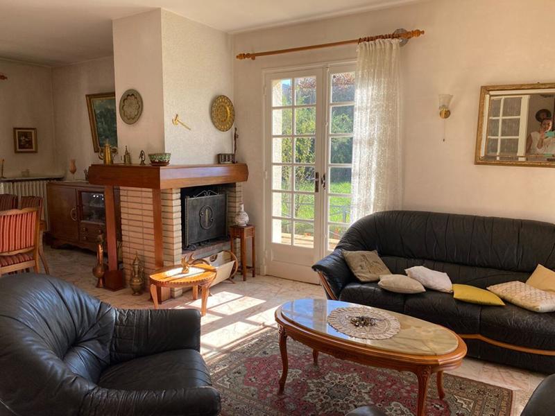 Maison - 182 m² - 7 pièces