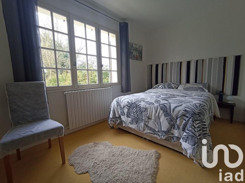 Maison - 250 m² - 10 pièces