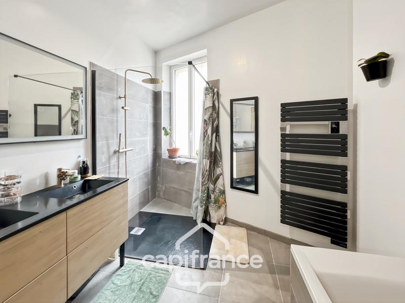 Maison de village - 143 m² - 5 pièces