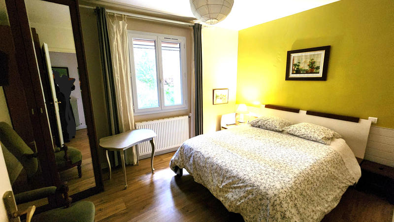 Maison - 251 m² - 8 pièces