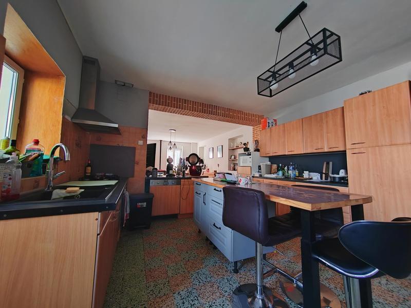 Maison - 147 m² - 7 pièces