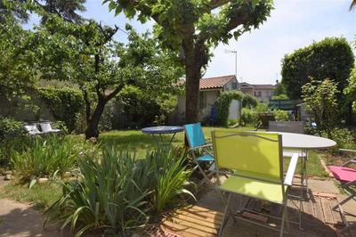 Maison - 224 m² - 7 pièces