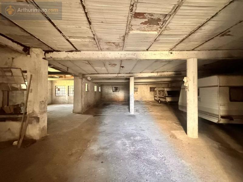 Maison - 280 m² - 2 pièces