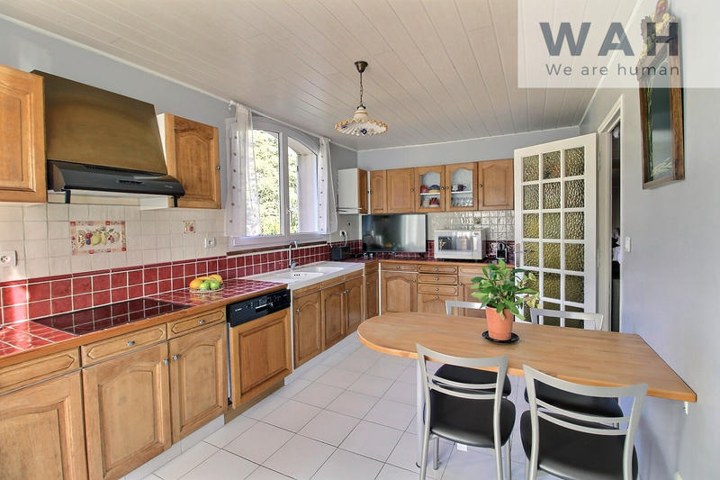 Maison - 159 m² - 6 pièces