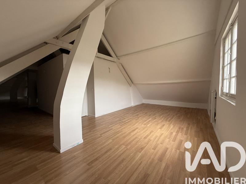 Maison - 263 m² - 8 pièces