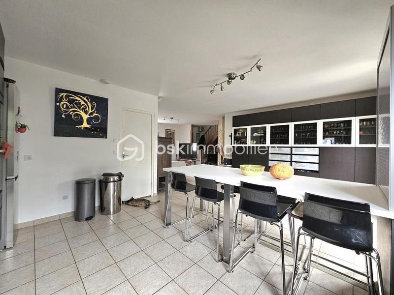 Maison - 135 m² - 6 pièces