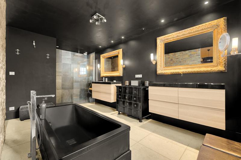 Maison d'architecte - 285 m² - 9 pièces