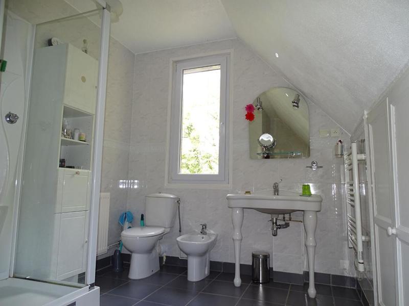 Maison - 166 m² - 6 pièces