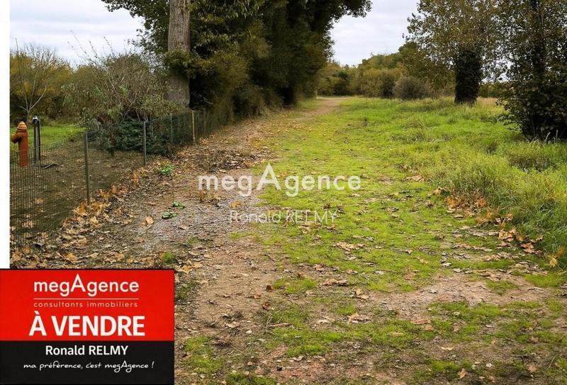 Terrain constructible - 601 m²